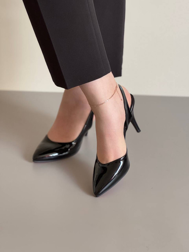 کفش یکطرفه پاشنه بلند