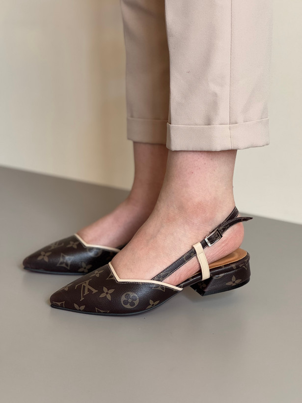 کفش پاشنه کوتاه طرح لویی ویتون