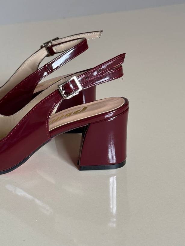 کفش پاشنه پهن آلبالویی