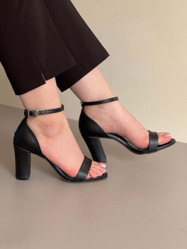 کفش بندی جلوباز مشکی