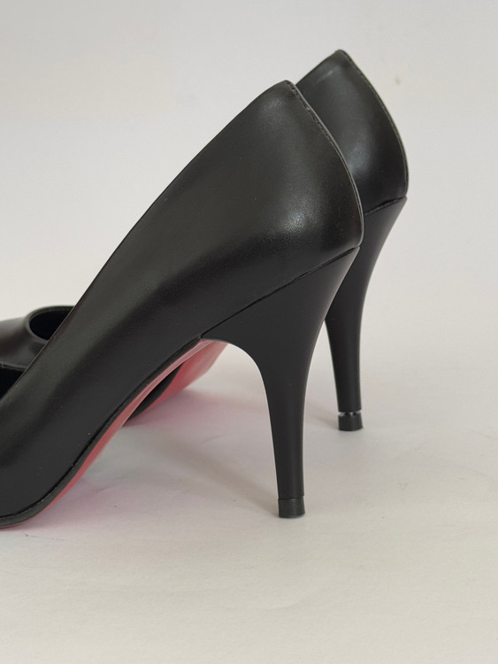 استلتو پاشنه باریک