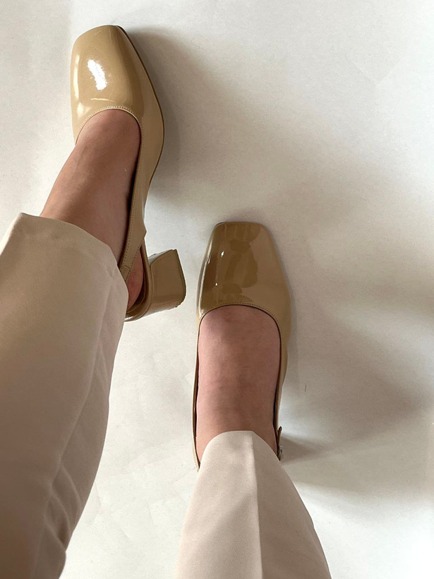 کفش جلومربعی