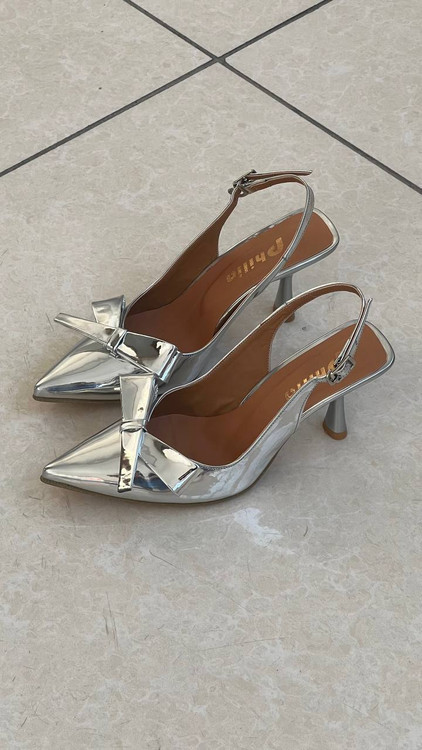 سه برگ نقره ای