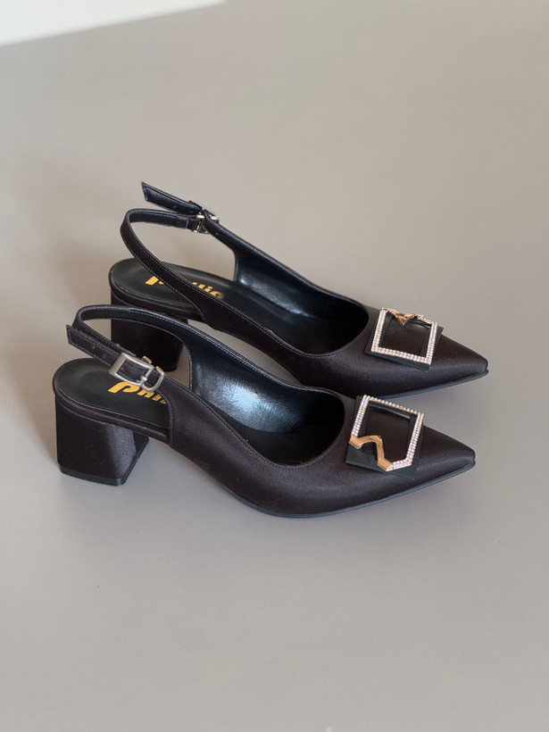 کفش سگک دار ساتن مشکی